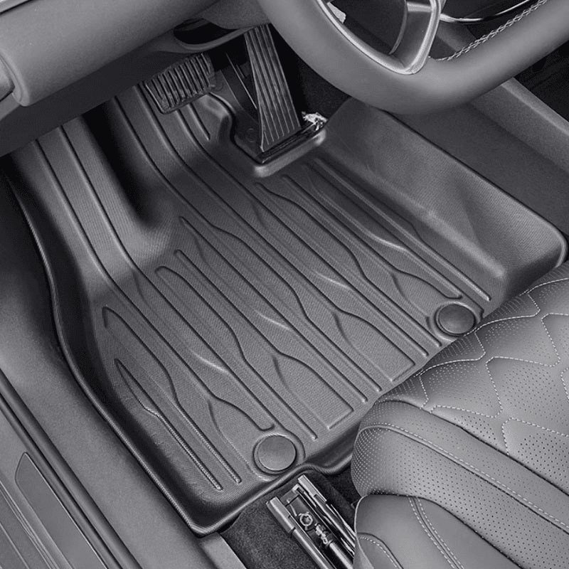 Installed TPE driver floor mat for BYD ATTO 3 – precision fit, waterproof and anti-slip for daily driving comfort.