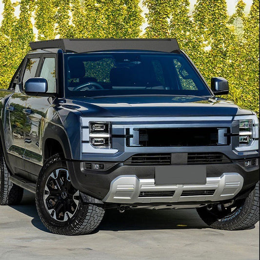 Front view of a BYD Shark 6 with roof rack installed, showcasing rugged exterior and enhanced off-road utility. Perfect fit for overlanding gear and roof storage.