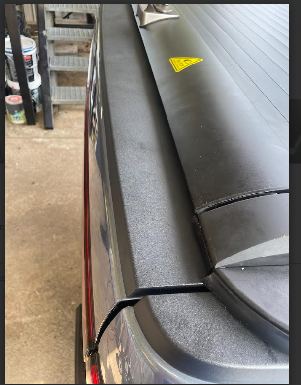 Rear tailgate seal detail of BYDREAM retractable aluminum tonneau cover for BYD Shark 6, weatherproof fit